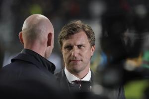 德媒:多特蒙德希望新总监立即上任,法兰克福总监不愿赛季中辞职