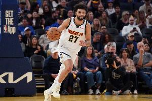 火力靠谱!贾马尔·穆雷18中9拿到22分7助 三分9中4