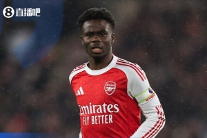 迷失中…24岁萨卡2失良机0过人,2月刚续约周薪超30万镑身价1.2亿