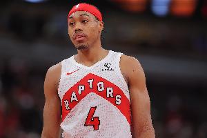 打那么好不让你打!巴恩斯9中8得17分5板6助2断 上半场13分