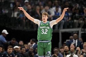 弗拉格:关键时刻的临场决定不是提前想好的 要正确阅读比赛