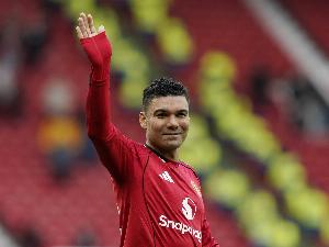 曼晚:卡塞米罗有首发35场自动续约的条款,但宣布离队时放弃了