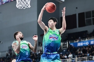 常规赛丨力拼卫冕冠军,先行者95-102不敌浙江浙商证券