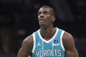 迪亚巴特:在快船时威少教会我很多 在他那个年纪他依旧精力充沛