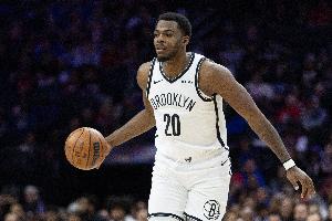 高效攻防！戴隆·夏普11中8拿到19分5板2断1帽 得分平赛季最高