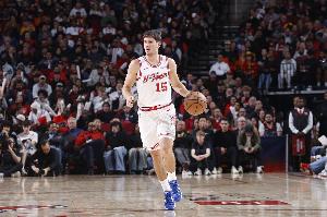 这场拉到家了！谢泼德攻防不行 12中4&三分9中1 正负值-26最低