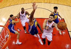 商业胡吹~追梦参加老范播客：伦纳德很强 但勇士输给猛龙是因为你