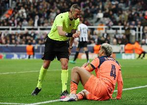 阿劳霍谈丢球前失位：我当时抽筋了，不理解裁判为何又让我离场