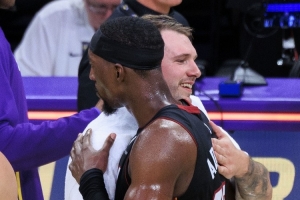 纪录将很快被打破？帕森斯：如果83分很容易 东契奇咋没砍一个