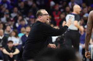 阿特金森：我很了解纳斯他会用各种怪阵打乱节奏 我们要做好准备