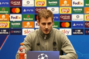 斯坦尼西奇：教练没有特别调整备战方式 我可能更偏爱踢边后卫