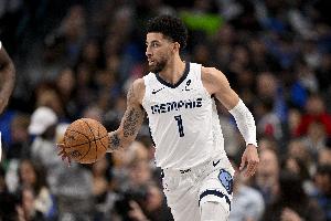 本季仅打10场！美记：小皮蓬因接受右脚趾籽骨切除手术 赛季报销