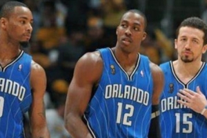 德怀特·霍华德宣布退役——啊他才退役？