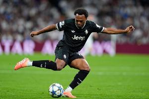 意媒：费内巴切有意尤文前锋奥蓬达，尤文希望避免严重亏损