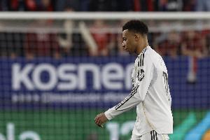 记者：姆巴佩、卡雷拉斯预计随队前往曼彻斯特，阿森西奥出战存疑