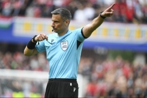 欧冠1/8决赛切尔西vs巴黎次回合裁判：温契奇担任主裁