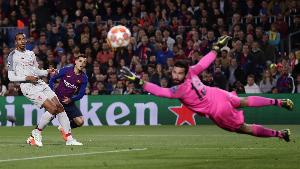 罗马诺：利物浦激活续约选项，将阿利松的合同延长至2027年6月