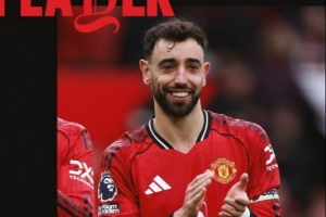 2次精彩助攻！曼联官方：B费当选本轮战胜维拉队内最佳球员