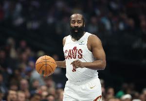 12中4且有6失误！骑士队记：哈登整场低迷 加盟骑士以来最烂一场