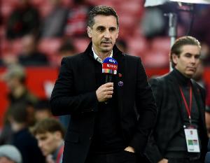 内维尔：曼联下赛季极有可能踢欧冠，现在的中场配置不够用