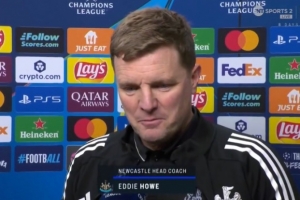 2-7惨败！埃迪·豪：第1球两人滑倒第2球定位球没防好…真太难了