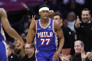 强势反弹一把！埃奇库姆怒轰38分7板11助 得分&助攻均生涯新高！