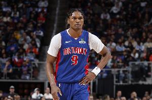 比克斯塔夫：奥萨尔一个人就能限制对手 就像能同时出现在6个地方