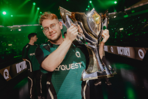 褒贬不一？Inspired更新社媒后粉丝在评论区为其加油