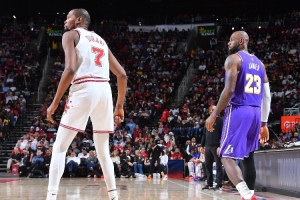 乔·约翰逊：KD打得太累了 詹姆斯可不想像他那样 詹只想辅助东里