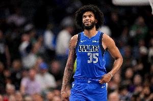 基德：巴格利为球队注入了活力 希望他每场至少出手两次三分