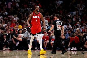 杜兰特砍职业生涯第769场25+ 追平乔丹并列NBA历史第4位！