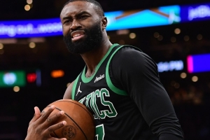 布朗谈失利：我们没打出凯尔特人的篮球 我处理球太漫不经心了