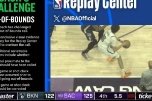 自杀式挑战！特拉奥雷进攻犯规&篮网挑战失败 提前已踩边线