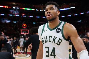 名嘴:字母哥更像恩比德而非约基奇 我是热火的话不会全力去追他