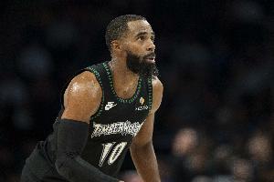 芬奇谈把康利移出轮换：最难做的决定之一 这简直天理难容